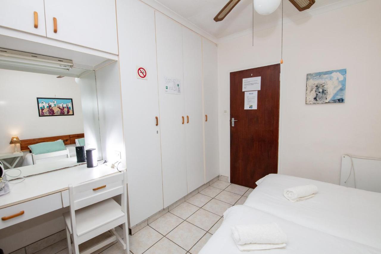 Nothando Backpackers Lodge Plettenberg Bay Ngoại thất bức ảnh