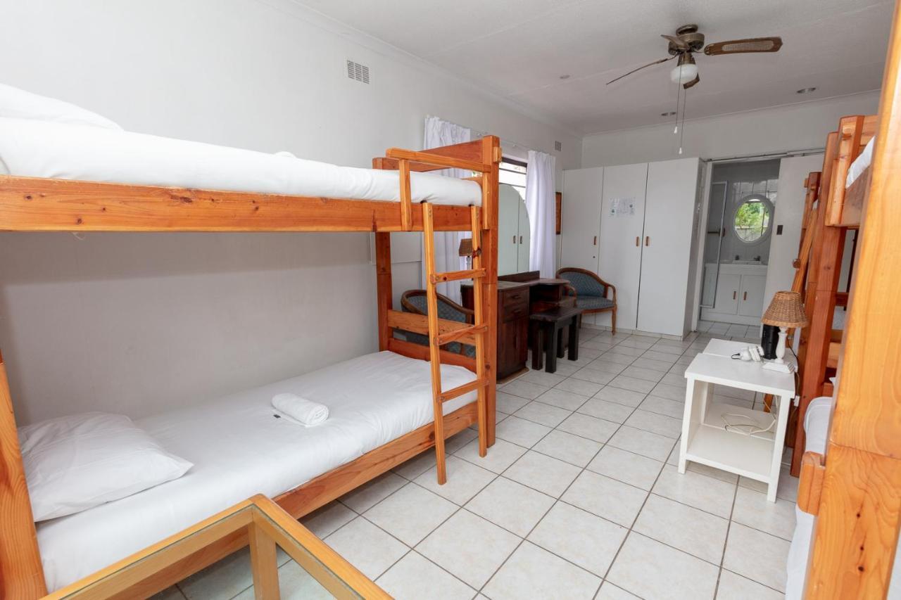Nothando Backpackers Lodge Plettenberg Bay Ngoại thất bức ảnh